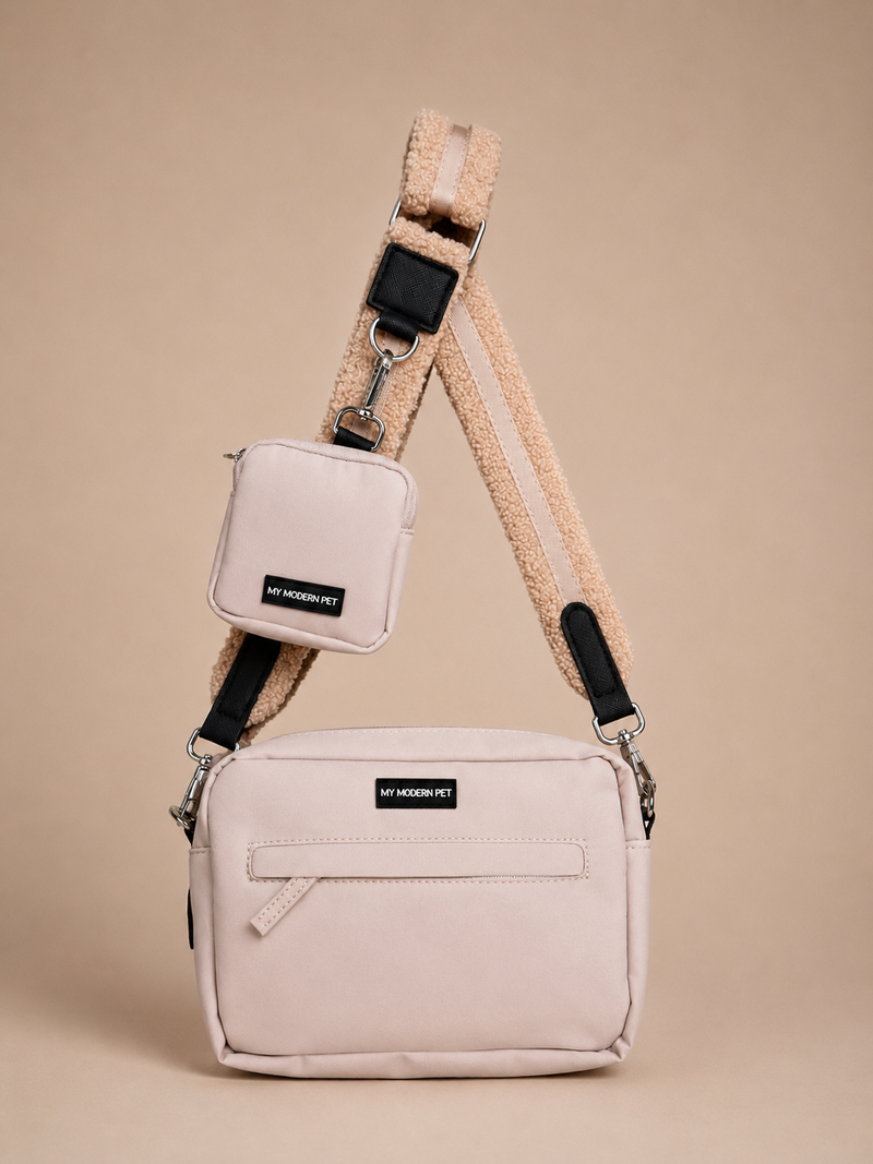 The Teddy Walking Bag