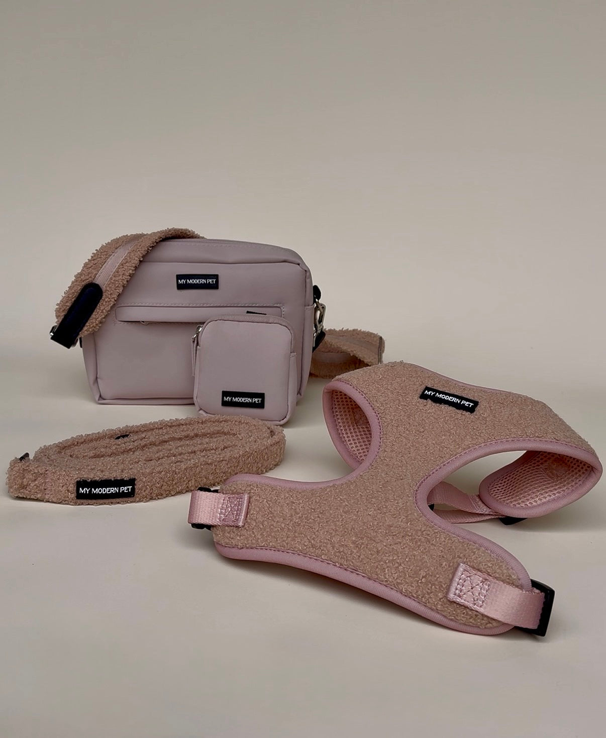 Dog Walking Desert Tan Bag Bundle- Teddy Strap